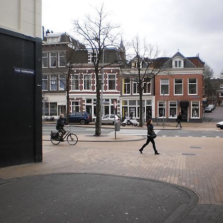 Hostel Pension Tivoli Groninga Esterno foto