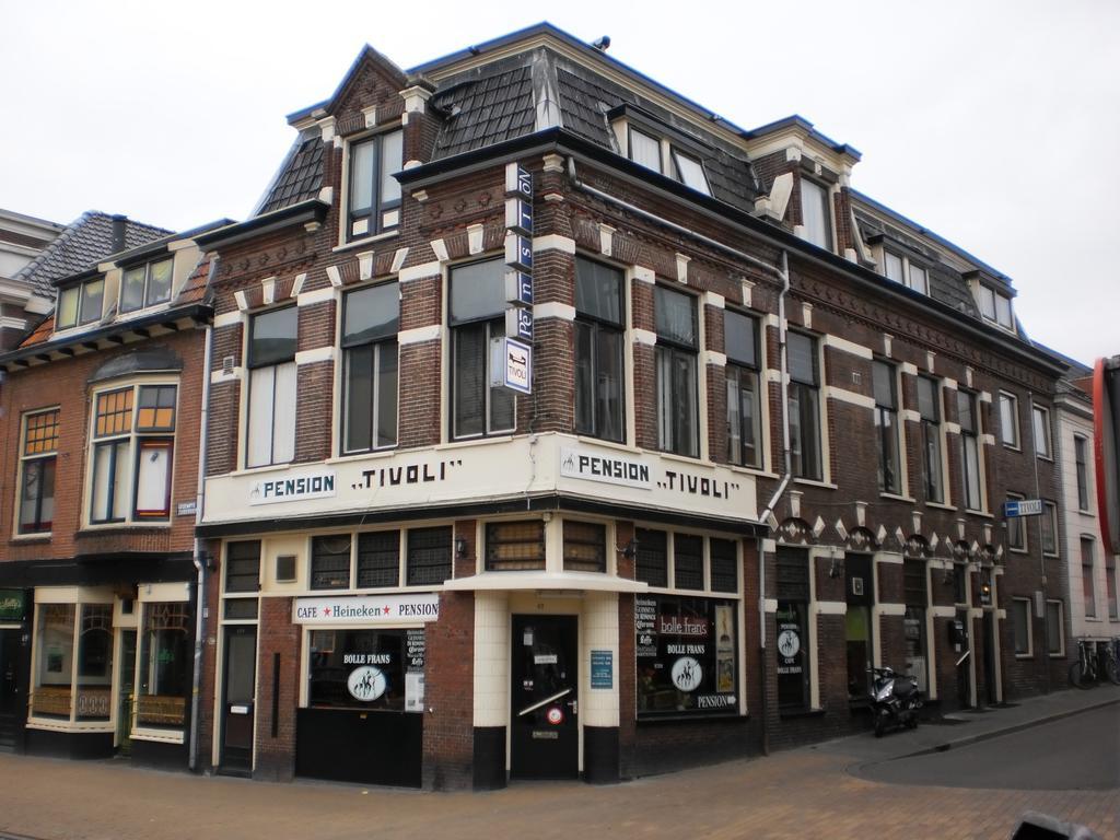 Hostel Pension Tivoli Groninga Esterno foto
