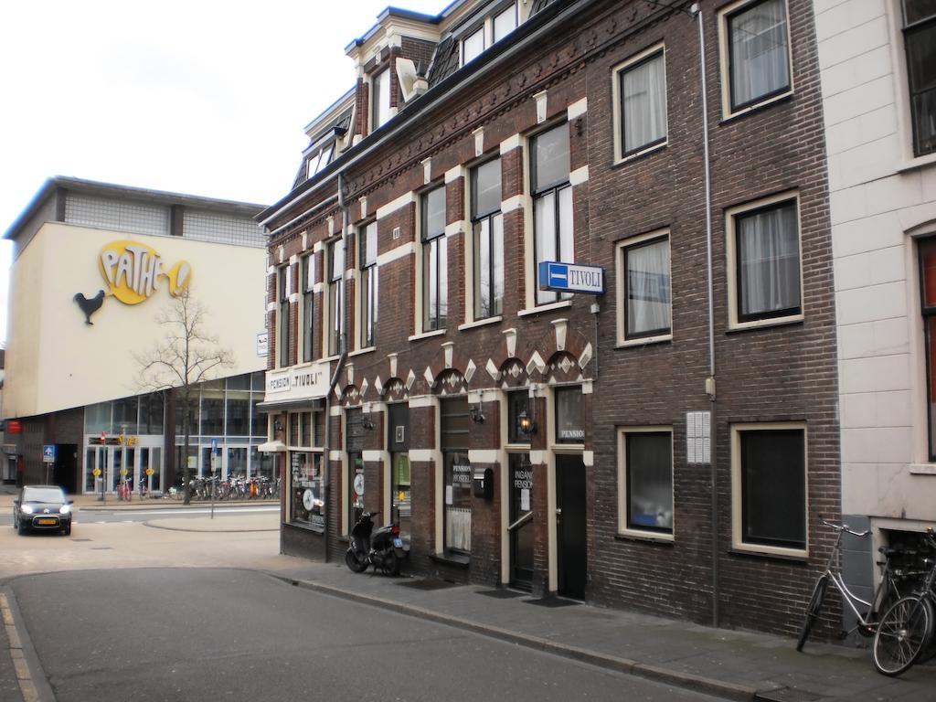 Hostel Pension Tivoli Groninga Esterno foto