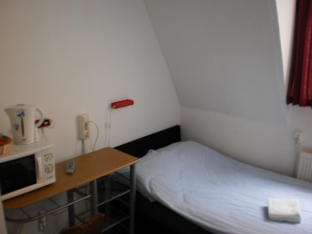Hostel Pension Tivoli Groninga Camera foto